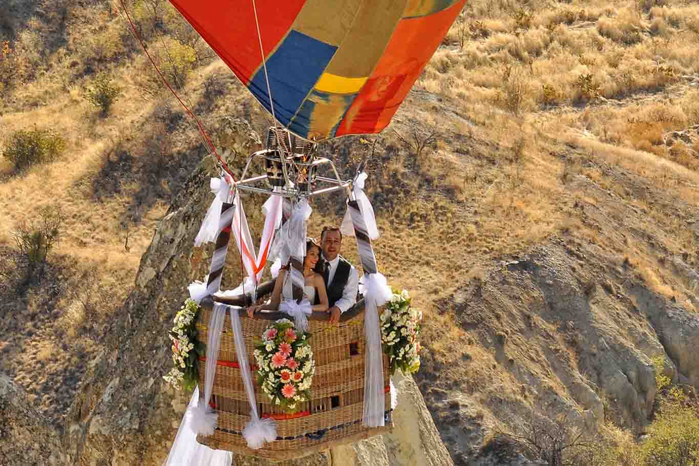 Ballooning wedding flight