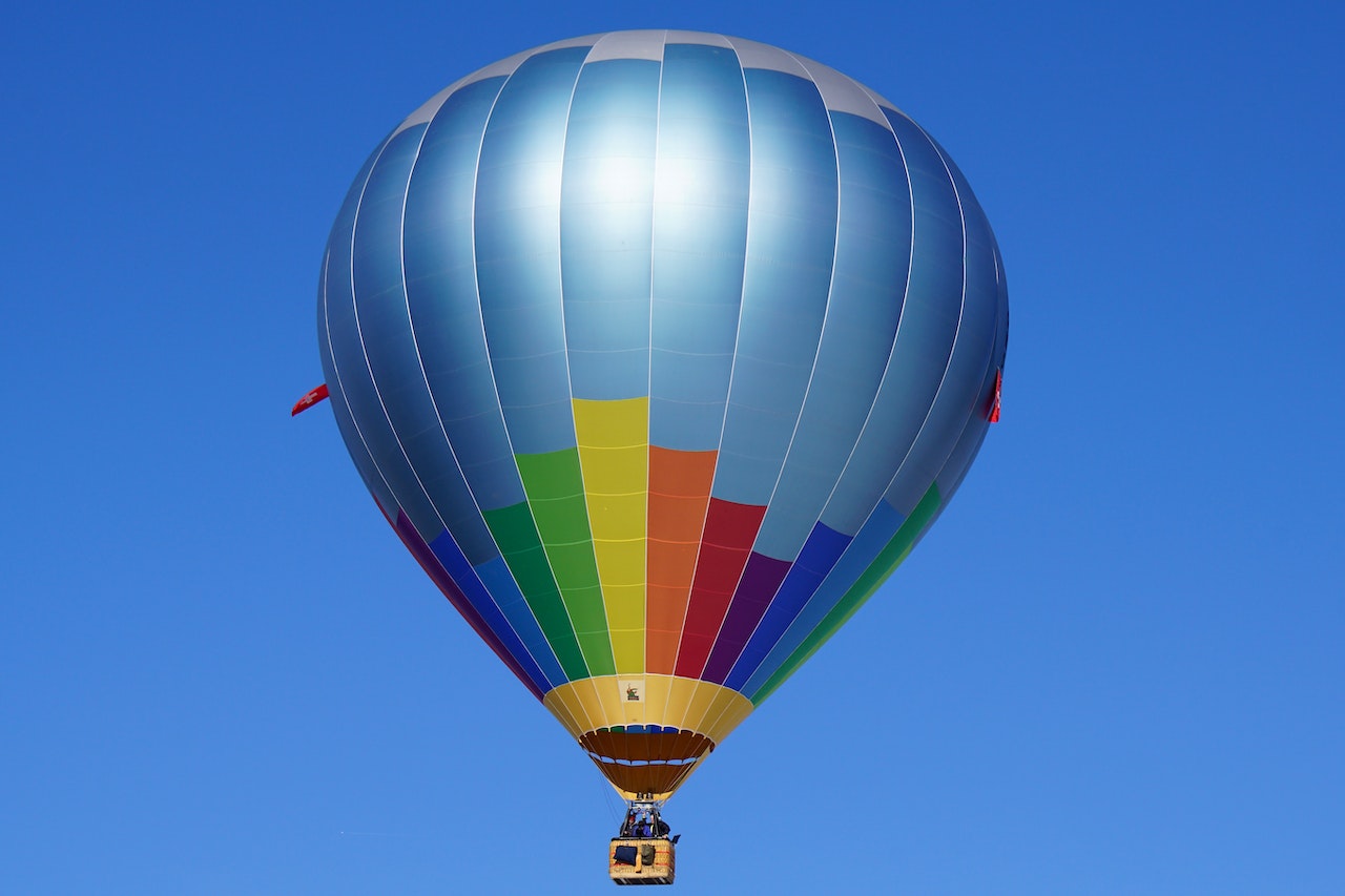 How a hot air balloon works