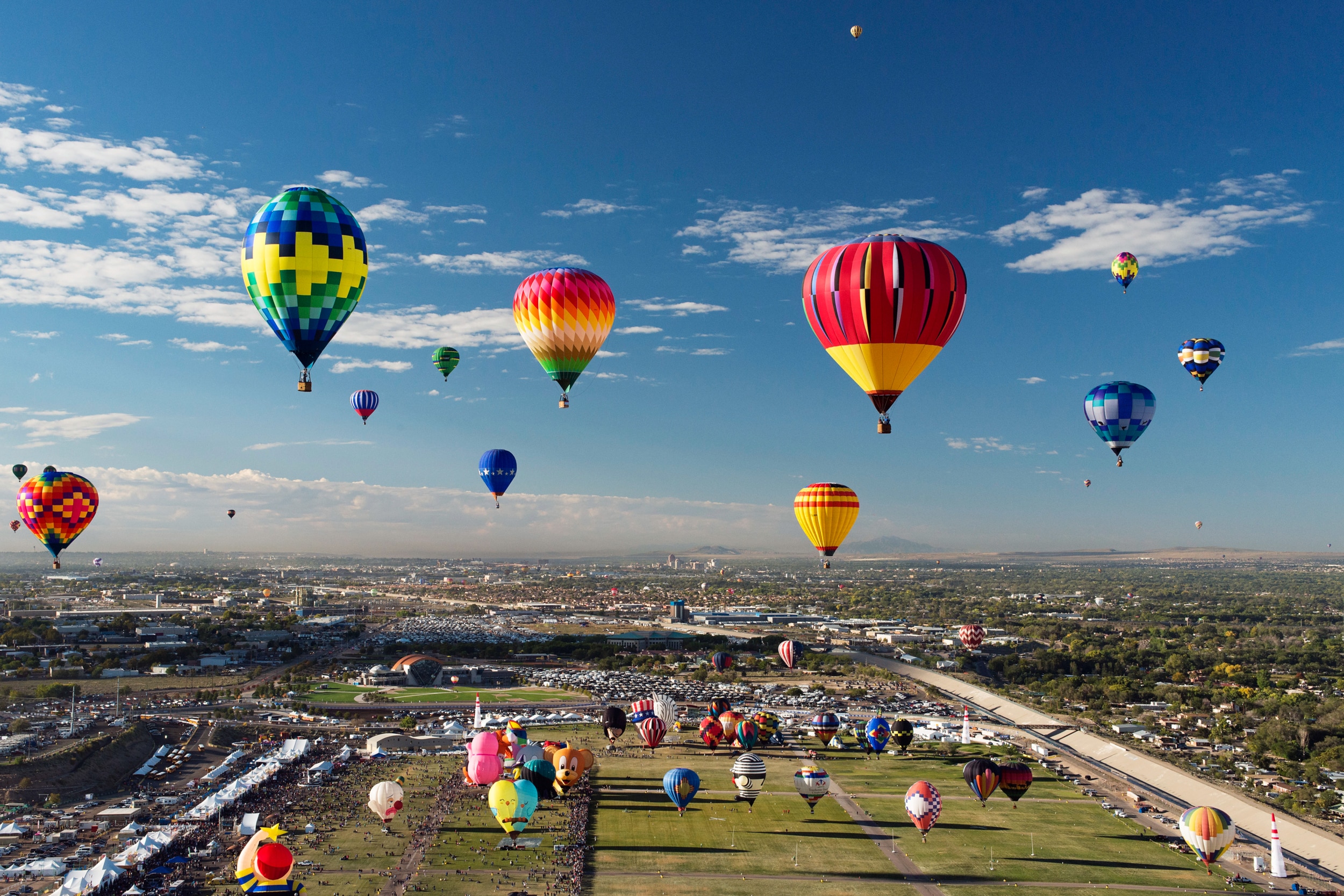 The best hot air balloons festivals in Italy